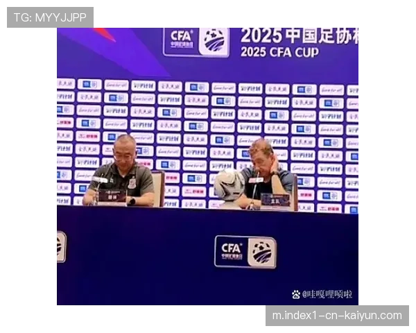 申花提前出局后专注练兵 斯卢茨基持续磨合433阵容 申花提前出局后专注练兵 斯卢茨基持续磨合433阵容